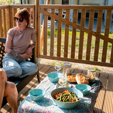 SafariZelt 4 Personen - einschließlich sanitärer Einrichtungen