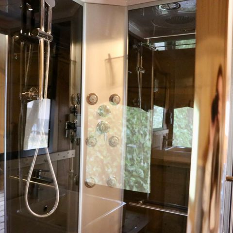 SafariZelt 5 Personen - einschließlich sanitärer Einrichtungen