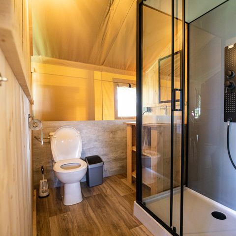 SafariZelt 4 Personen - einschließlich sanitärer Einrichtungen