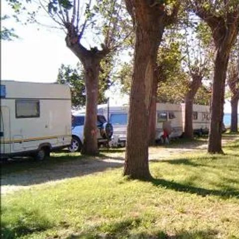 Stellplatz - Stellplatz Small 40 m²
