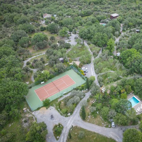 LODGE 5 Personen - Wohnwagen ( Aufenthalt Deluxe ) mit Klimaanlage / mit Frühstück / 2 pax inclusive / Spa privat als Option