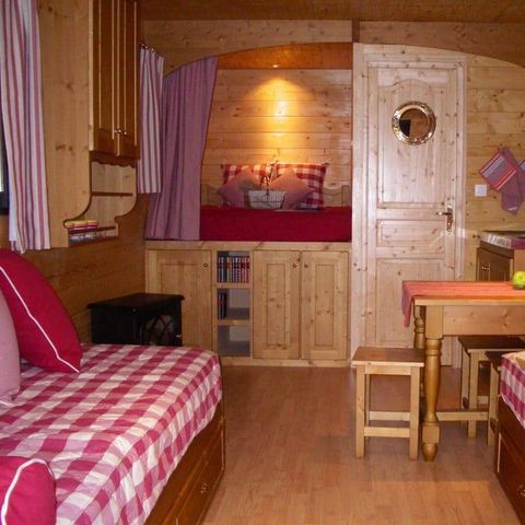 LODGE 4 Personen - Wohnwagen (Familienaufenthalt) mit Klimaanlage / ohne Frühstück / 5 pax inclusive / Spa privat als Option