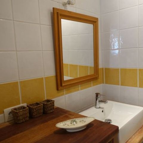 LANDHAUS 4 Personen - Außerhalb der Domäne, Dorfhaus Ausgestattete Unterkunft für 4 Pers. / Zugang zum Pool optional