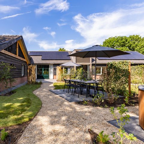 FERIENHAUS 6 Personen - Valkse Hoeve mit Whirlpool