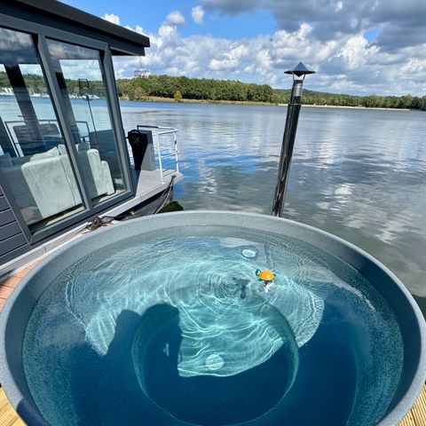 LODGE 6 Personen - Hausboot 4-6 Personen (mit Whirlpool)