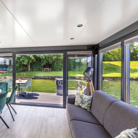 LODGE 6 Personen - Hausboot mit XL-Whirlpool und Dachterrasse