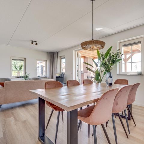 Villa 6 Personen - Villa am Wasser mit Whirlpool