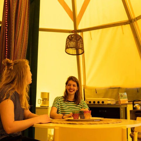 AUßERGEWÖHNLICHE UNTERKUNFT 4 Personen - Tipi Jippi Tipi