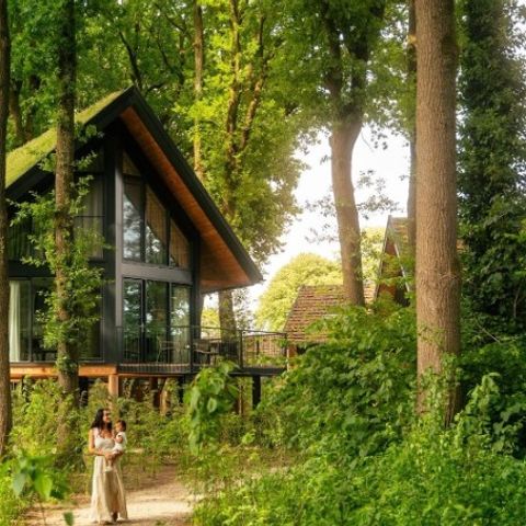 Villa 4 Personen - Naturvilla mit Whirlpool und Sauna