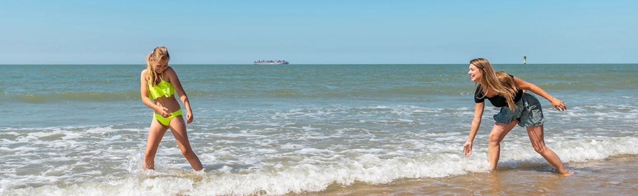 Familie in Holland am Meer