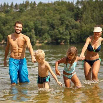 Ferienparks mit Schwimmteich